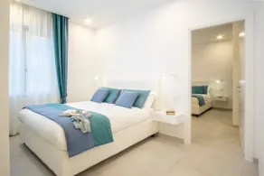 SorrentoVibes - Deluxe Apartment in Sorrento Centre - Image 3