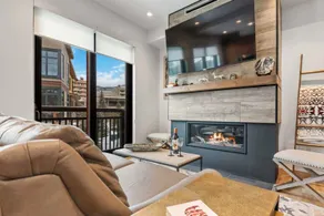 Riverfront Lodge 206 by East West Hospitality - Image 2