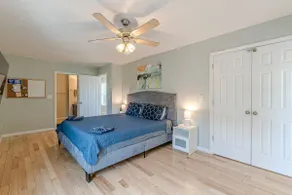 Chic Downtown Bungalow | Walk to Restaurants - Image 5