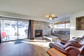 Snowcreek Resort Condo w/ Deck at Mammoth Mountain - Image 2