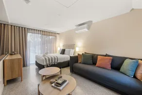 Prowse Beach House - Family Fun & Ocean Adventures - Image 5