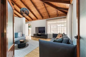 Prowse Beach House - Family Fun & Ocean Adventures - Image 2