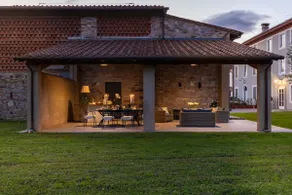 Villa Brunetta, Discover your Modern but Traditional Villa in Lucca - Image 2