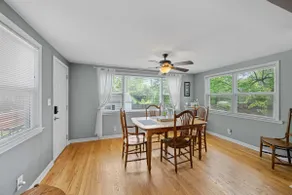Lovely Dogtown Home ABODEbucks - Image 5