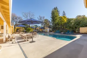 Incredible Sebastopol Estate Surrounded by Vineyards - Image 5