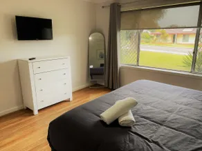 Blue Tides Holiday Accommodation - Image 4