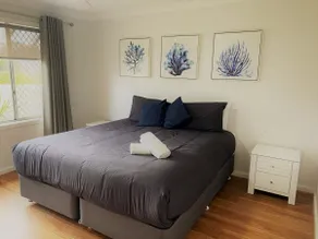 Blue Tides Holiday Accommodation - Image 3