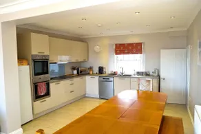 Avala, Perranporth, A 5 Bedroom House By The Beach - Image 4