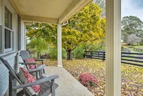 Peaceful Bluegrass Getaway on 10-acre Farm! - Image 2
