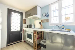 LB Vacation Rentals I Charming Little Bucolic House 5-Min From City - Image 5