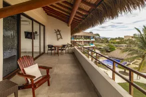 Oceanfront loft, pool and Ixtapa ZIH views - Image 4