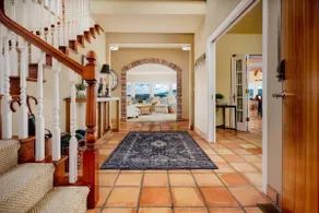Breathtaking Valley Views, Pet Friendly, Huge Deck, Fire-Pit, Air Hockey, Ping Pong, Near Vineyards - Image 4