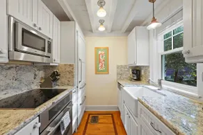 Enchantment: 4 Min to Private Beach in Seaside - Image 5