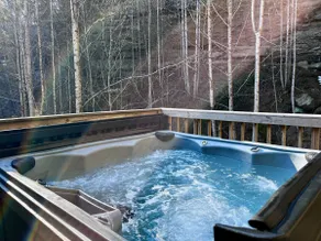 Horseshoe Falls-RRG-Hot tub! - Image 5