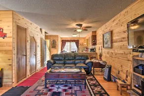 Downtown Red River Retreat w/ Mtn Views + Yard - Image 5