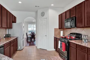 5 BDRM, Peloton Workout station & Xbox in game RM - Image 2