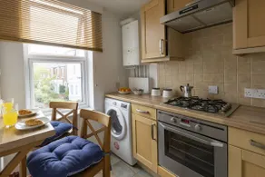 Bridge View Oxford city centre 1 BR apartment - Image 4