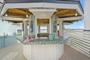Oceanfront, Serenity Under the Sea, Tiki Bar and Grand Deck! - Image 5