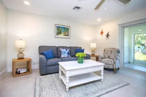 West End Paradise Unit Coral 4 - One bedroom efficiency suite - Image 4