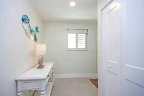 West End Paradise Unit Coral 4 - One bedroom efficiency suite - Image 2