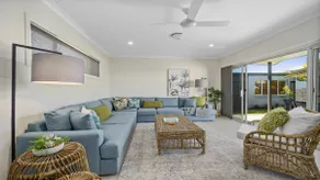 Sea Pine Cottage and Studio - Beach & village central, Family, Sleeps 8 - Image 2
