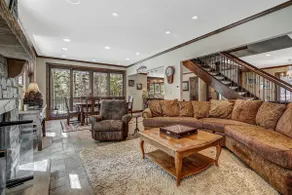 🏆 East Vail Home | 4 En-Suite Bedrooms | Heated Garage | Bus to Vail Village - Image 2