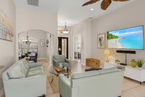 Canalfront Oasis: Cape Coral Home w/ Pool & Spa - Image 4