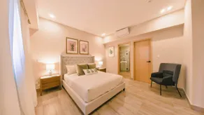 Regatta Living Prime Location, Pool and gym - Image 3
