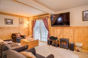 Pet-friendly 2BR near Stevens Pass + EV Charger - Image 3