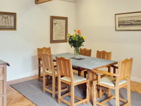 Dowie House Steading - Image 4