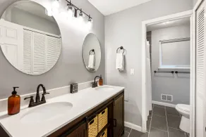 Gorgeous Four Bedroom Secluded Getaway - Image 3