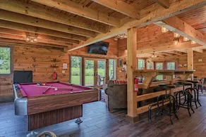 Pumpkin Ridge Resort-Cabin-Private Bathroom- - Image 3