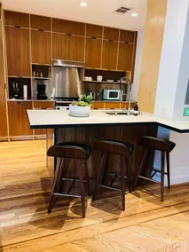 Bishop Arts Hotel Suite 5 - Image 5