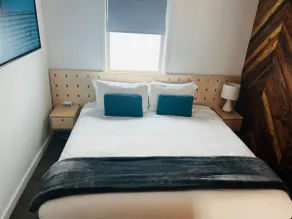 Bishop Arts Hotel Suite 3 - Image 3