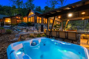 Historic Mt Estate + Pool, Hot Tub + Biltmore Pass - Image 3