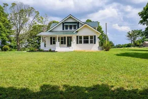 Charming Retreat 5 Min to Tims Ford Lake; Sleeps 8 - Image 4