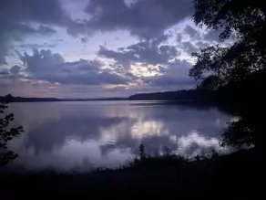 Charming Retreat 5 Min to Tims Ford Lake; Sleeps 8 - Image 5