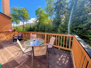 W15 Bretton Woods Townhome less than 1 mile from ski slopes, WiFi, fireplace, privacy! - Image 4