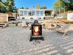 Le Bauhaus I Spa I Saunas I Lake - Image 4