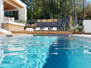 Le Bauhaus I Spa I Saunas I Lake - Image 2