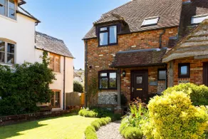 Cosy Cottage in Beautiful South Downs Walk 2 Pub - Image 2