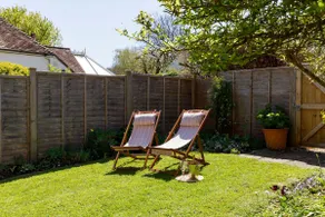 Cosy Cottage in Beautiful South Downs Walk 2 Pub - Image 5