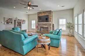 Hot Tub & Game Room! Family Schulenburg Retreat - Image 5