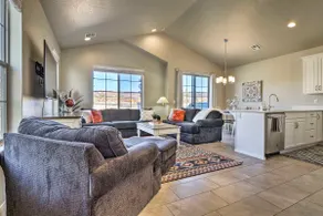 Washington Townhome w/ Patio + Resort Perks! - Image 4