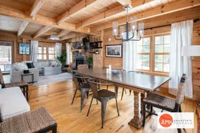 Wander Inn - Updated Log Cabin near shared beach - Image 4