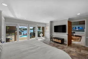 Stay Awhile by Avantstay Lakefront + Pool, Dock - Image 4