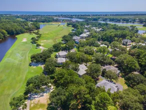 Welcome to Good Trouble villa with Pool,3 bedroom, on golf course. - Image 2