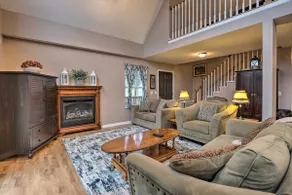 Deck, Lake Views! Group Getaway in Osage Beach - Image 4