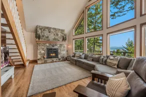 Family Home and Incredible Views | Blue Grouse - Image 3