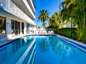 Bayside Condos Studio 23 - Image 2